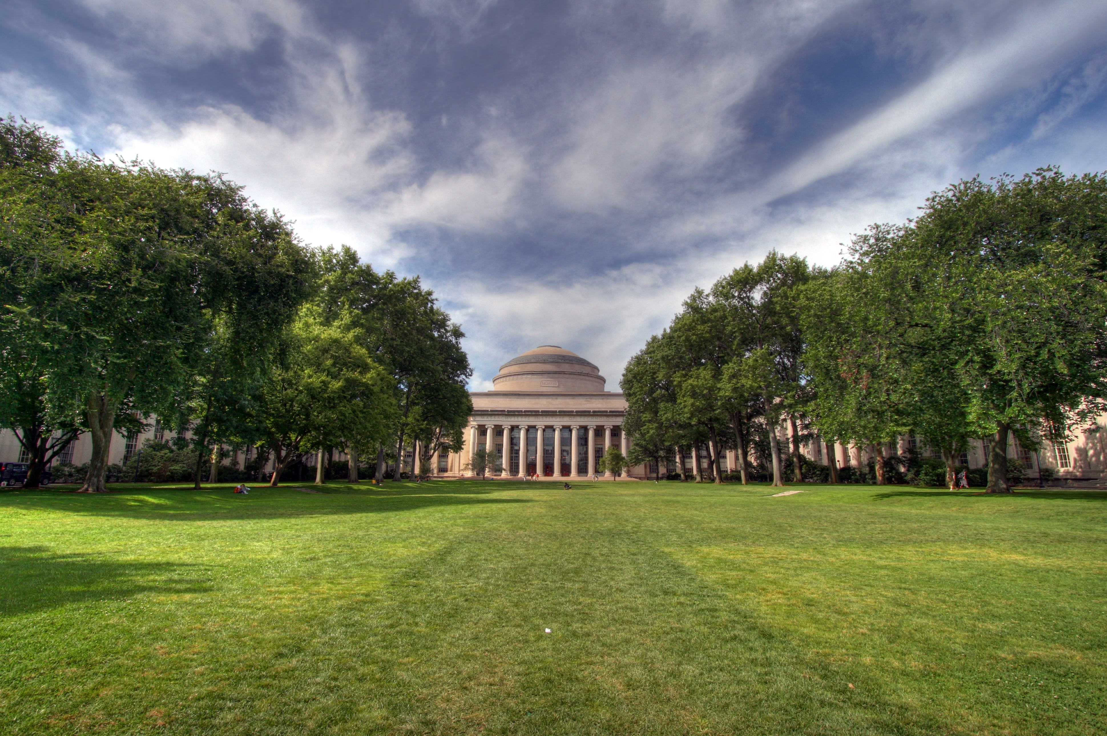 MIT (Massachusetts Institute of Technology)