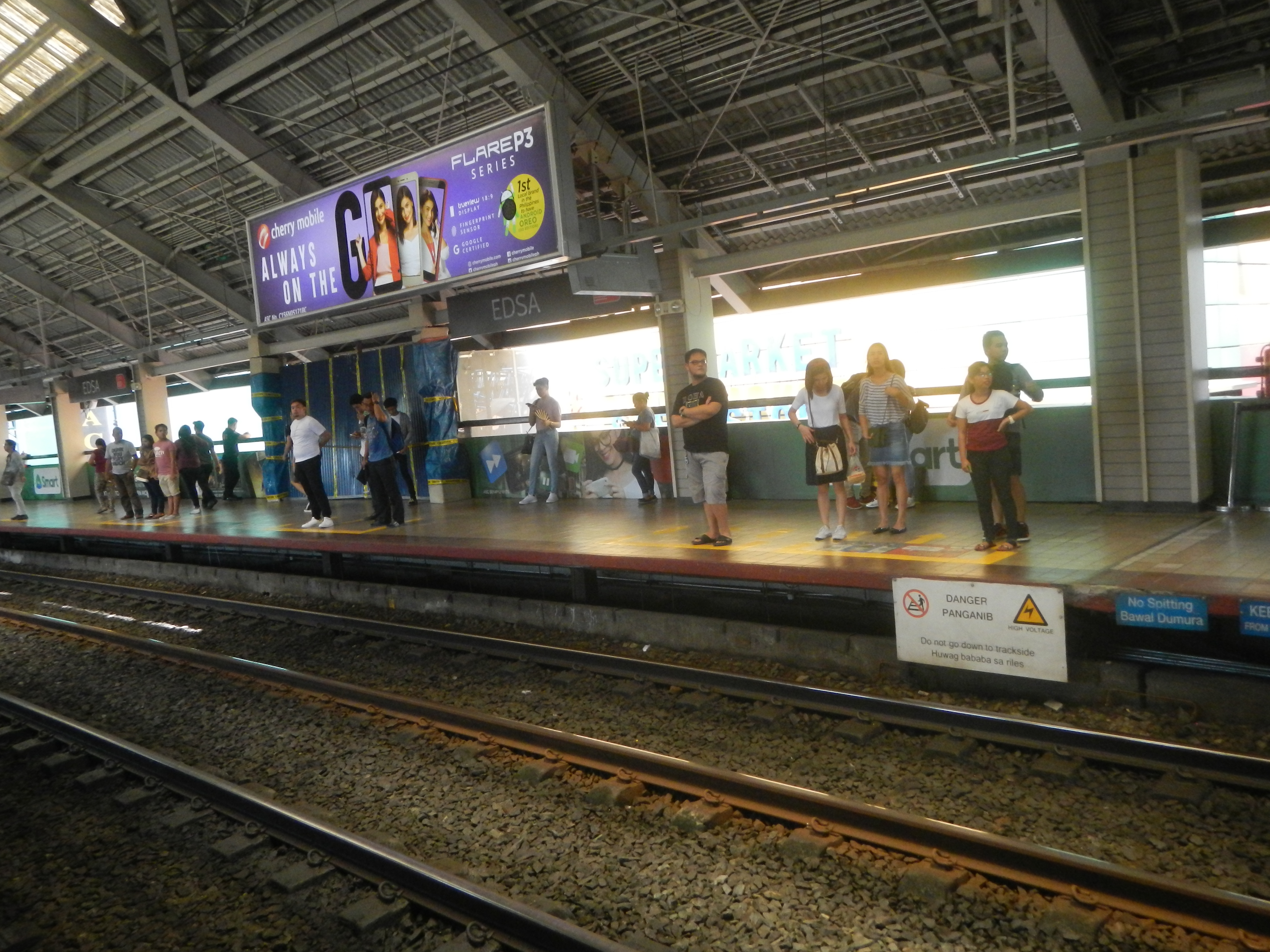 Manila Metro EDSA Station